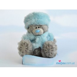 Мишка Тедди в голубом джемпере и меховой шапочке (G01W2001)